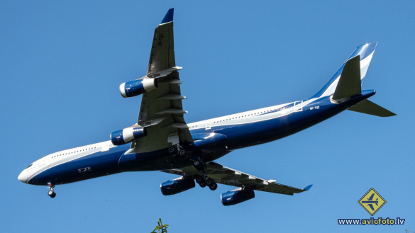 Airbus A340-313