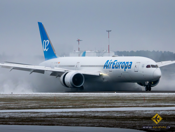 Boeing 787-9 Dreamliner