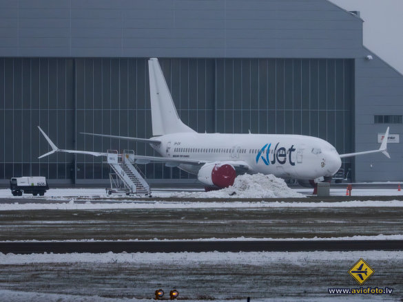 Boeing 737-8 MAX