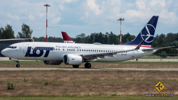 Boeing 737-8 MAX