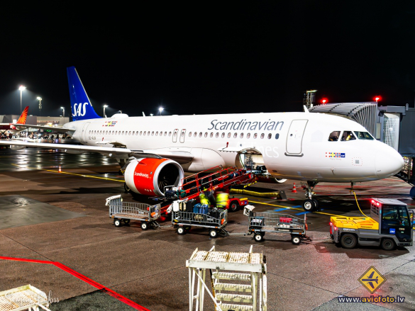 Airbus A320-251N