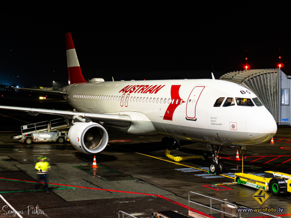 Airbus A320-214