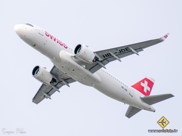 Airbus A320-271N