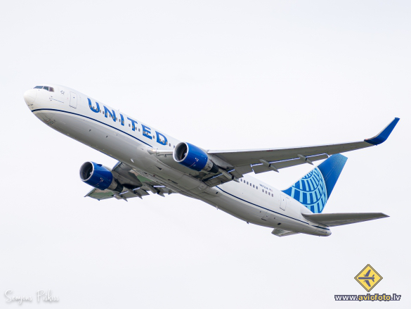 Boeing 767-322/ER