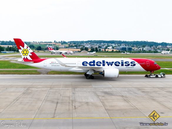 Airbus A350-941