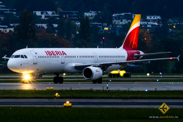 Airbus A321-211