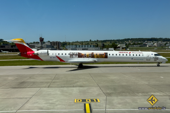 Bombardier CRJ-1000EL NG
