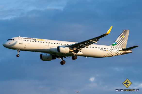 Airbus A321-211