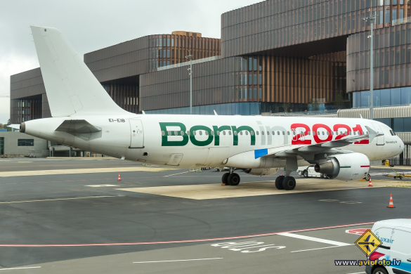 Airbus A320-216