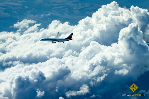 Boeing 737-8AS