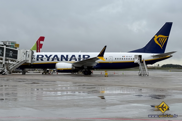 Boeing 737-8 MAX 200