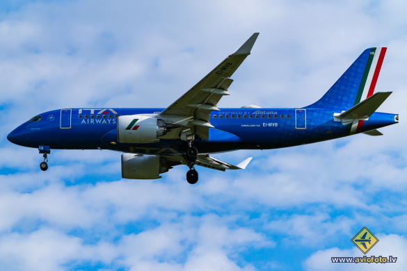 Airbus A220-100
