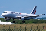 Airbus A320-214