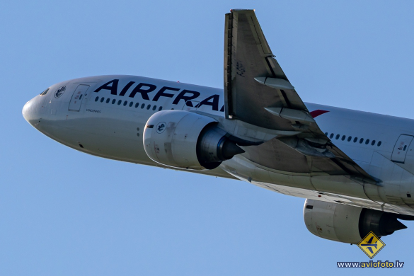 Boeing 777-228/ER