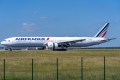 Boeing 777-328/ER