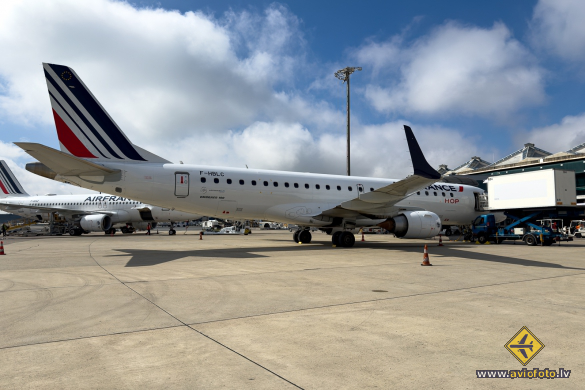 Embraer 190LR (ERJ-190-100LR)