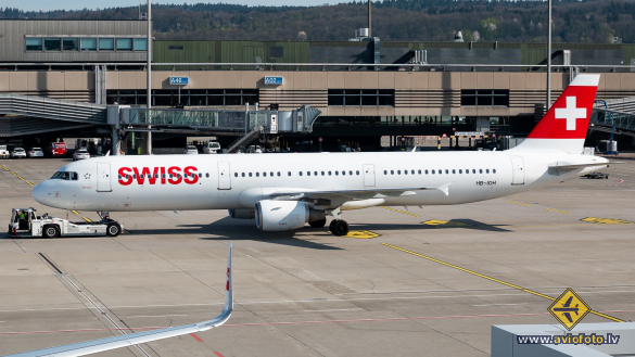 Airbus A321-111