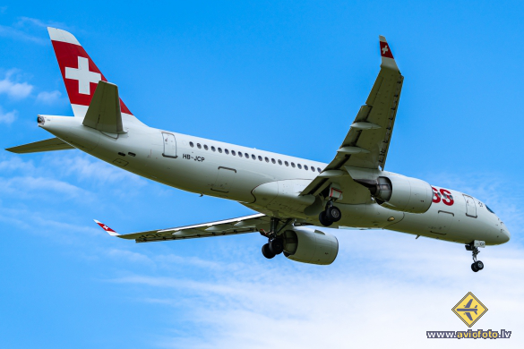Airbus A220-300