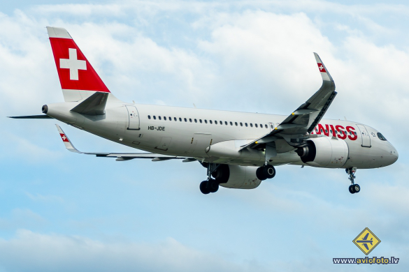 Airbus A320-271N