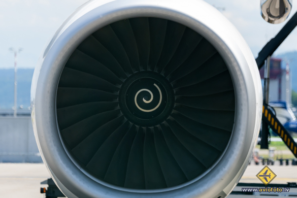 Airbus A330-343