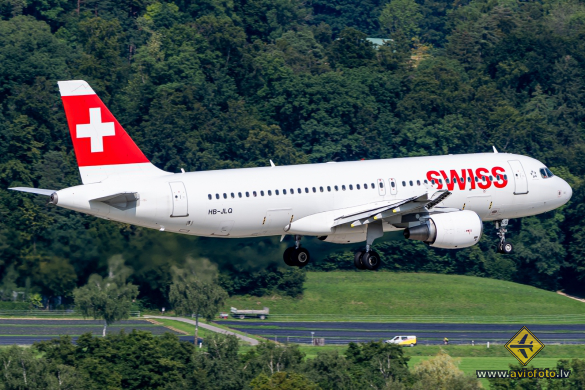 Airbus A320-214