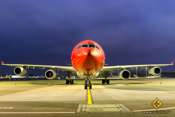 Airbus A340-313
