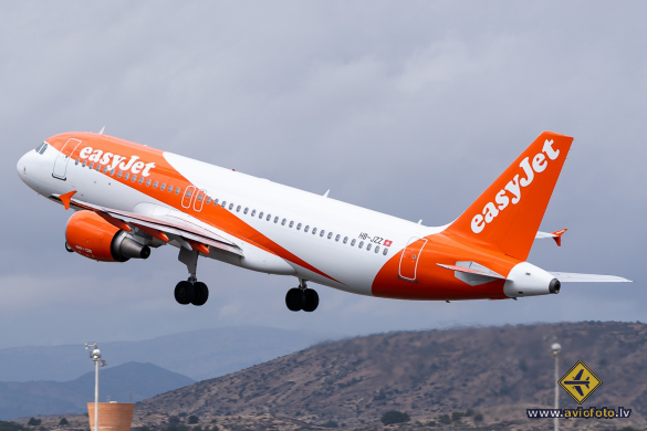 Airbus A320-214