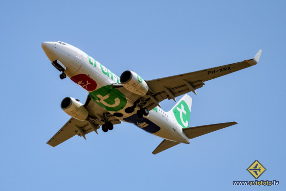 Boeing 737-7K2