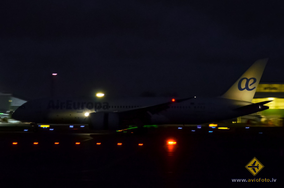 Boeing 787-8 Dreamliner