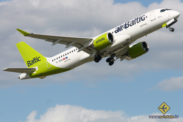 Airbus A220-300