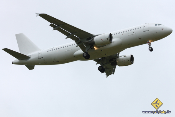 Airbus A320-216