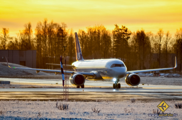 Airbus A320-251N