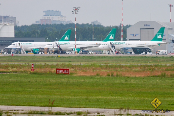 Airbus A320-216