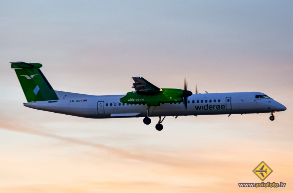 Bombardier DHC-8-402 Q400