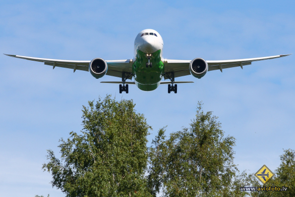 Boeing 787-8 Dreamliner