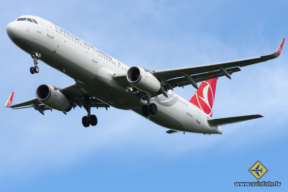 Airbus A321-231