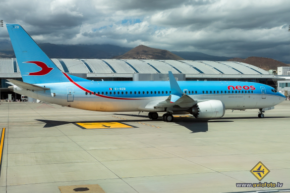 Boeing 737-8 MAX