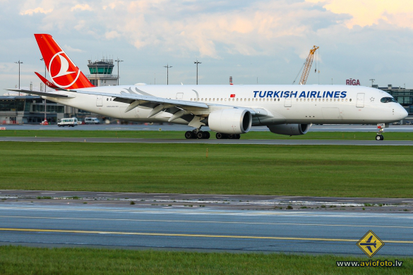 Airbus A350-941