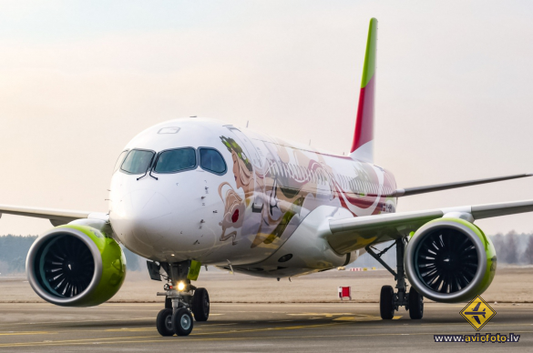 Airbus A220-300