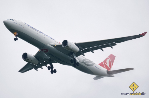 Airbus A330-343X