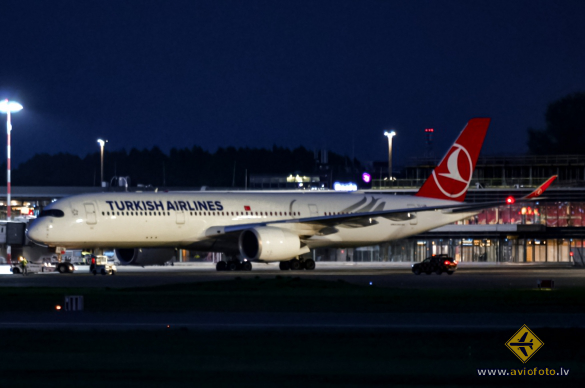 Airbus A350-941