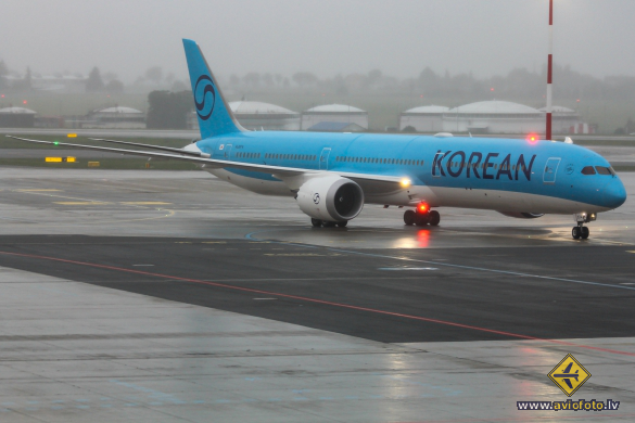 Boeing 787-10 Dreamliner