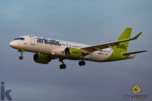 Bombardier CSeries CS300 (BD-500-1A11)