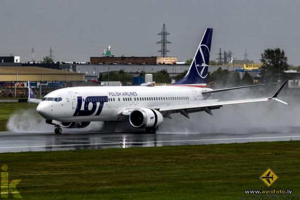 Boeing 737-8 MAX