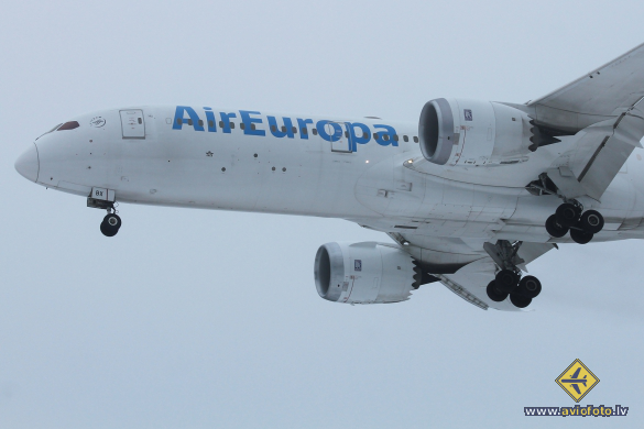 Boeing 787-9 Dreamliner