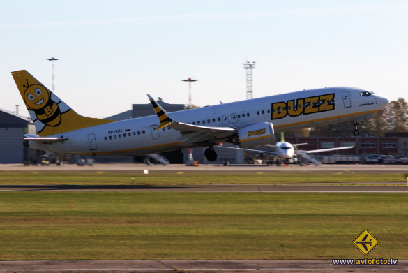 Boeing 737-8 MAX 200