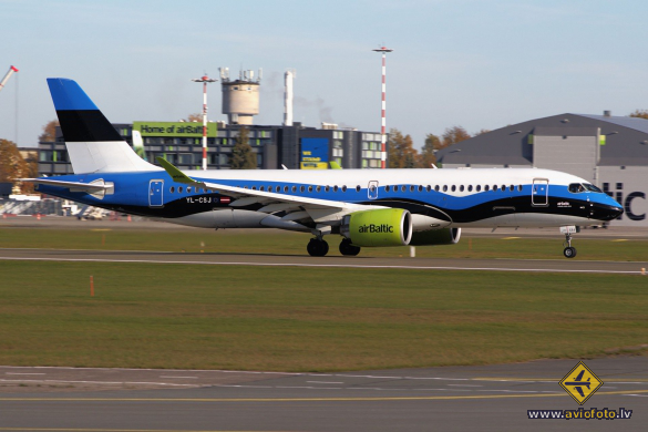 Airbus A220-300
