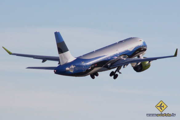 Airbus A220-300