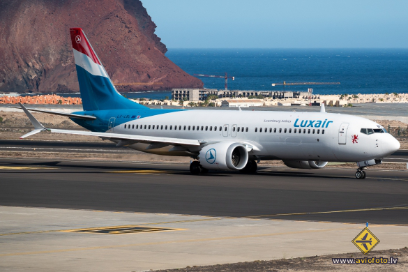Boeing 737-8 MAX
