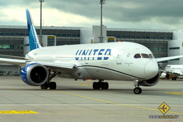 Boeing 787-9 Dreamliner